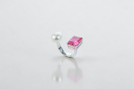Hibiscus Pearl Ring