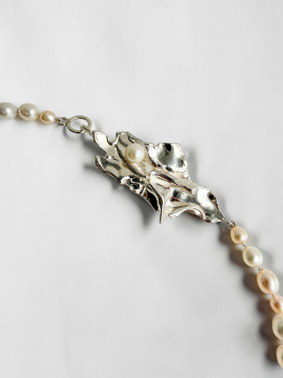 Seaweed Pearl Necklace